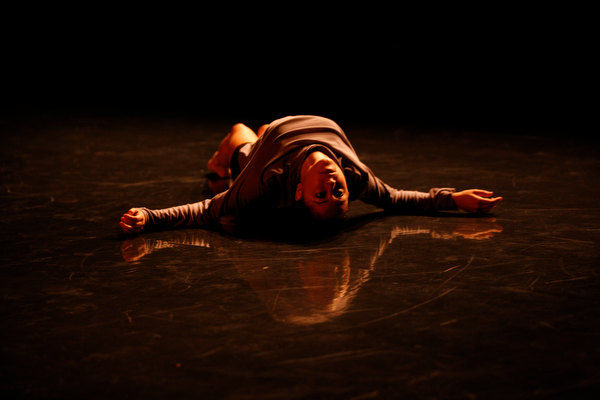 <b>Space Is Only Noise You Can See</b> <br> Self-Choreographed